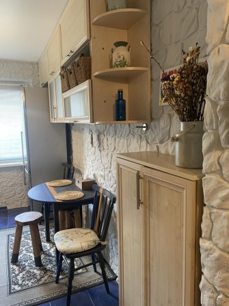 Здам простору 2-кімнатну на Райдужному, зручна транспортна розв'язка. - фото 1