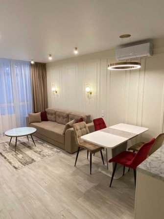 Французький Квартал 2.Гардероб,Ecoflow 2-к.кв. 56м2, Предславинська 53 - фото 1