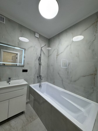 Продам 3 кімн здану новобудову - фото 1