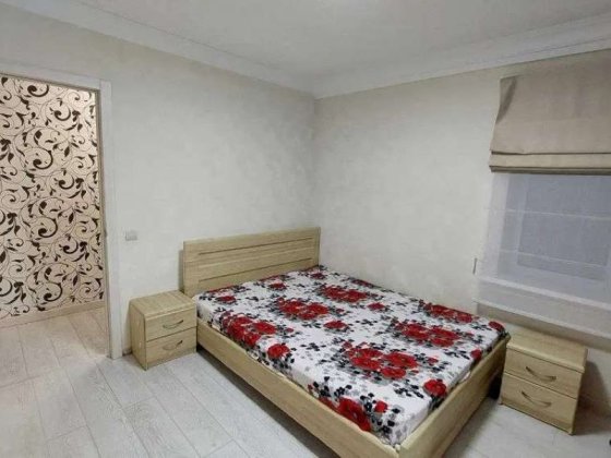 Продаж 2-к квартири Дарницький бульвар 21 Киев