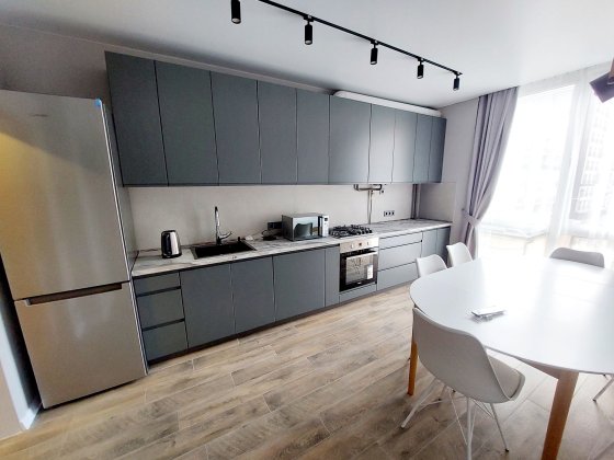 2 кімнатна в жк Щасливий Ужгород