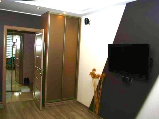 Продаж 4-к квартири, Харьківський масив, вул. Тростянецька 6ж Киев