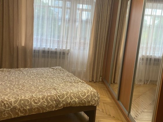 Здається 4 кімнатна квартира Ужгород