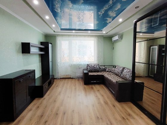 1 кімнатна квартира Митниця, вул. Жужоми. Квартира реальна.