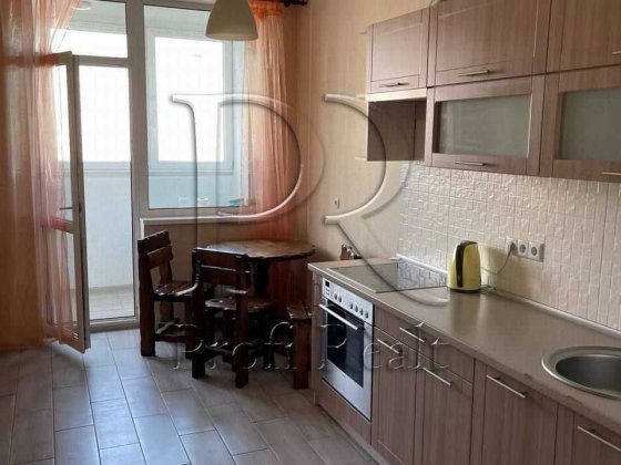 OLX: Оренда 1-к кв. Драгоманова 2Б, м.Позняки/Пчілка/Григоренко Київ