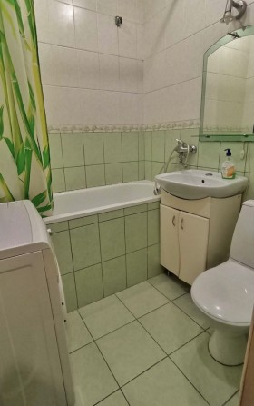 Здається в оренду квартира студія в центрі міста. - фото 1