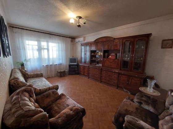 Здам 3 кімнатну квартиру на Оболоні (метро Мінська) Київ