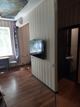 Без %. Сдам 3-х комнатную квартиру м. КПИ - фото 1