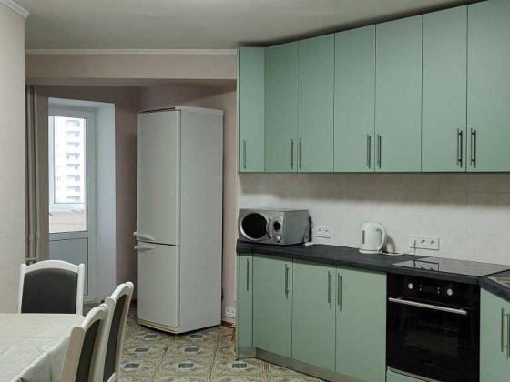 Аренда 2к квартиры 76м² метро Харьковская Позняки ул Вишняковская Киев