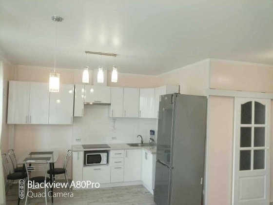 Здам в оренду квартира-студія 40кВ.м. . Вул.Метрологічна 62 Київ