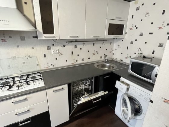 Здається 3-х кімнатна центр Черкаси