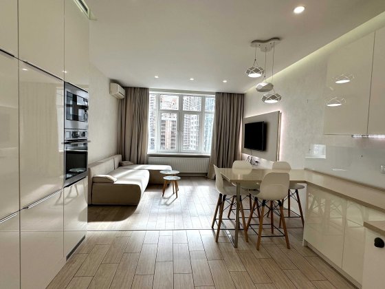 Оренда двокімнатної 60 кв2 ЖК Новопечерські Липки Андрія Верхогляда,11 Київ