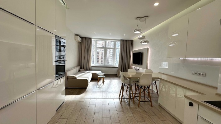 Оренда двокімнатної 60 кв2 ЖК Новопечерські Липки Андрія Верхогляда,11 - фото 1