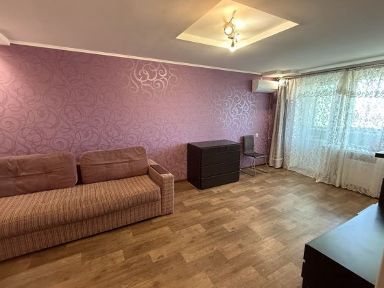 1 кім. Кв. Вул, Г. Дніпра,7