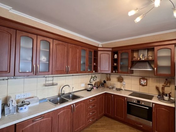 Оренда! Здається вперше! 3-к квартира в центрі! Київ