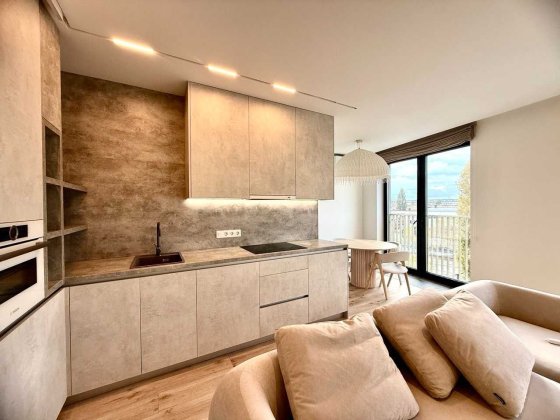 Оренда в ЖК «Рибальський» дизайнерської 2-к квартири Поділ Оболонь Киев