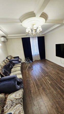 Аренда 2кв. нагорный район, п.Шевченко, автономное отопление, парковка - фото 1