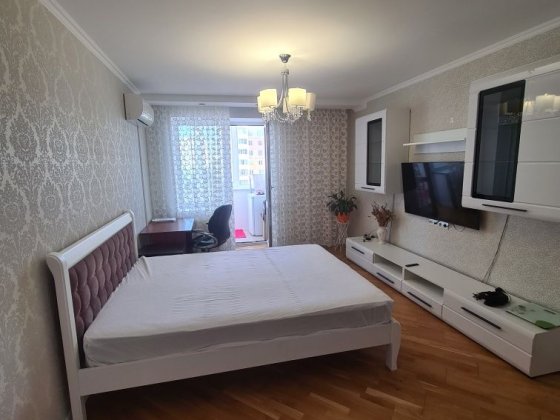 Здаєтся 2-х кімнатна квартира рн Митниця вул Жужоми Черкассы