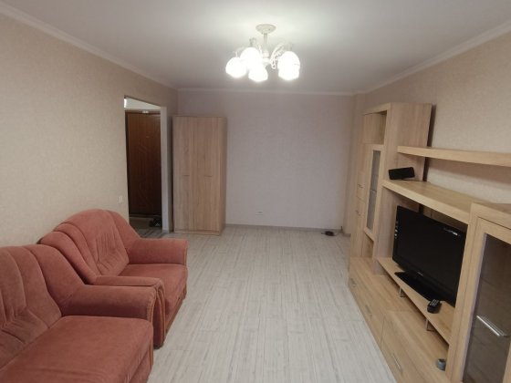 Сдам долгосрочно Слобожанский 113. Калиновая. 1 кв Реальная Днепр