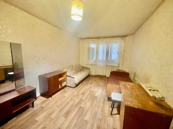 1-кімнатна . Центр міста. "Хуторок". Чернигов