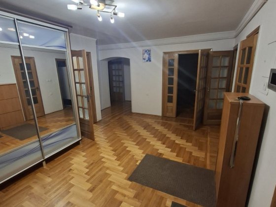 Від власника! Здам в оренду 4 кімнатну квартиру Винница