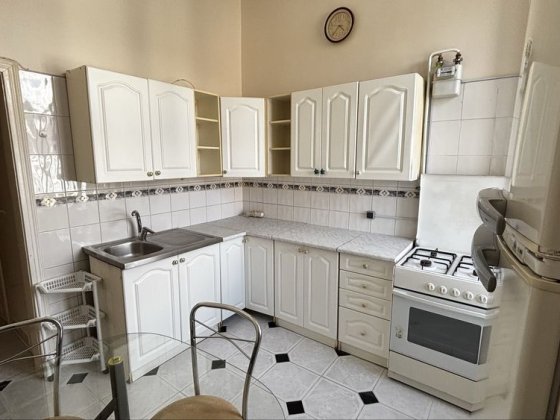 2-кімнатна квартира в історичному центрі Києва Саксаганського 61/17 Киев