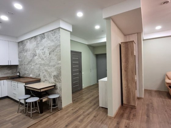 От месяца! Новострой! Пр. Слобожанский возле макдоналдса. Левый берег Дніпро