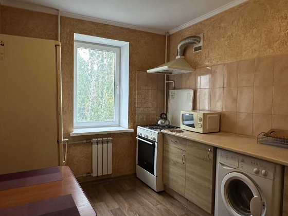 RLT K01 Оренда 2 кімнатної квартири по пр. Перемоги, 5 Кутів Чернігів