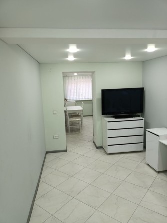 Здам 1 кім квартиру у приватному будинку з АО і паркомісцем - фото 1