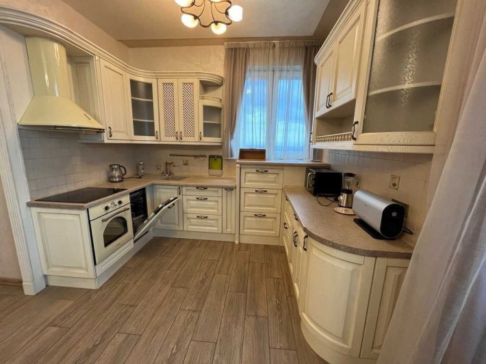 Сдам видовую 3-комн кв в новострое в нагорном районе (ЖК Панорама) - фото 1