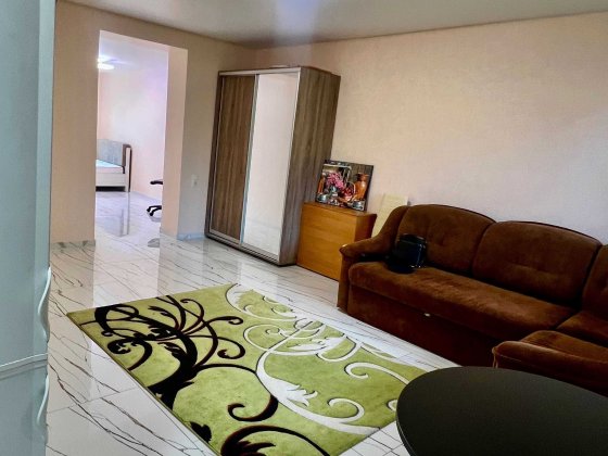 Сдам 2-х комнатную квартиру на просп. Богдана Хмельницкого, 7 Днепр