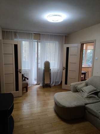 Здається двокімнатна в центрі на вул.Небесної Сотні - фото 1