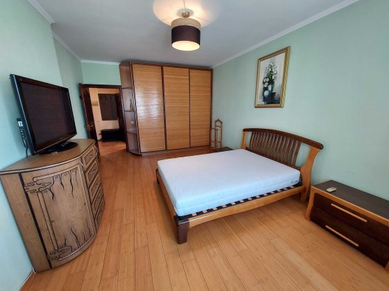 Оренда однокімнатної квартири Клінічна 23-25, 57 метрів, 8 повкрх Київ