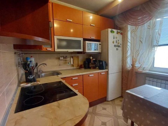 Здам, 3к.квартиру, м. Харківська 10 хв пішки, вул. Вербицького 14 Київ