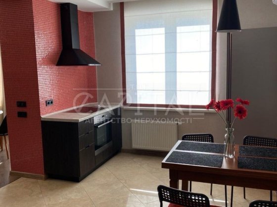 Аренда 4-комнатной квартиры Шевченковский район Центр