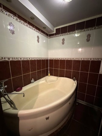 Здам двокімнатну квартиру на Вишеньці, проспект Космонавтів. 15школа - фото 1