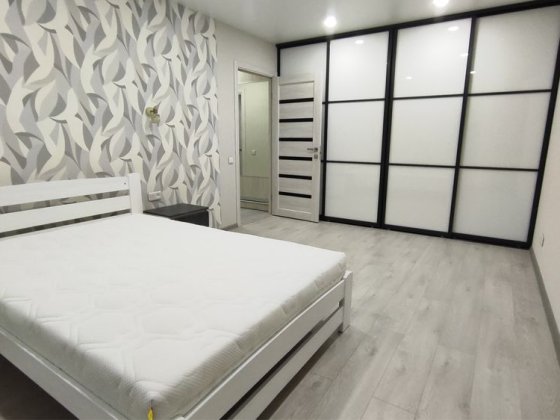 Здаю ВИШУКАНУ 2 кімнатну в ЖК Домбровський, є парковка Житомир