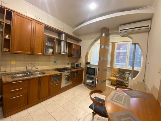 Здається без %, 3х.кім.кв.вул.І.Франка 4, Золоті Ворота Київ