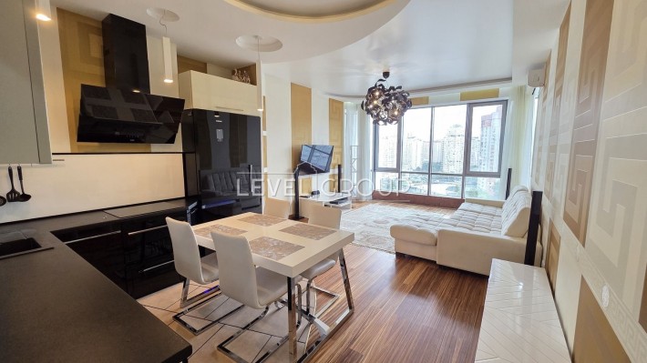 Оренда видової 3-кімнатної квартири ЖК RiverStone - фото 1