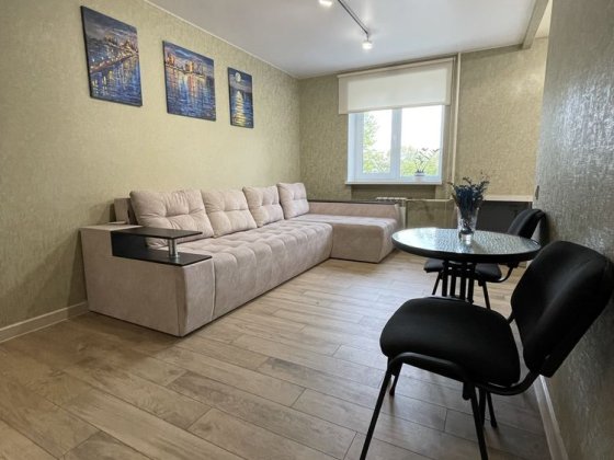 Здам 3-ю кв на Лівому Березі Днепр