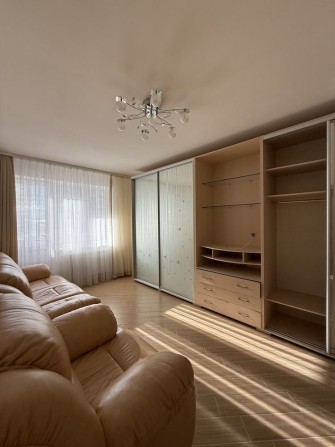 Оренда 2х кімнатної квартири в районі 24го ліцею. - фото 1