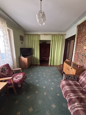 Сдаю 1кв.Чаривная/3шевчик/напротив «Амстора»Мебель,техника.Длительно. - фото 1