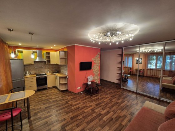 1 Кімнатна.Шкільний Вул.Зінченка Кропивницкий