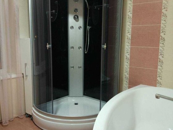 Сдам 3-х кв в центре с автономкой для 3-5 мужч можно на 1 мес и больше Житомир