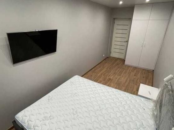 Сдам 2-х комнатную квартиру жм Солнечный Днепр