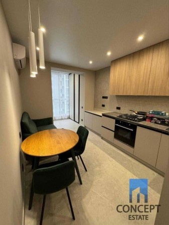 Сдам дизайнерскую 2к студию в ЖК Счастливый 2! - фото 1