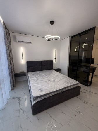 Оренда сучасної 1к в новобудові біля Глобалу - фото 1