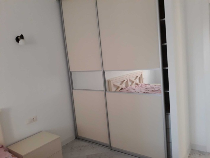 Сдам 1 квартиру в центре  в новом доме с АО от 1 мес аренды  и больше - фото 1