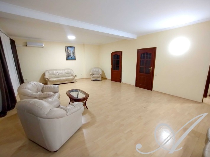 +‼️Оренда просторої 4к кв 150м2 в р-ні пр. Металургів - вул. 12 квітня - фото 1