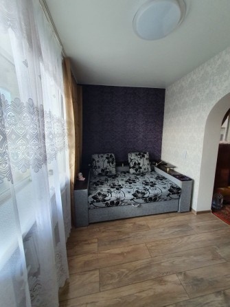 Сдам 2-ух комнатную квартиру  ,есть бойлер - фото 1